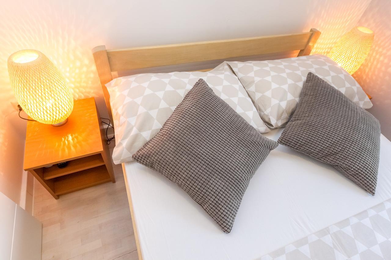 Apartments In City Center Ventus Новаля Екстериор снимка
