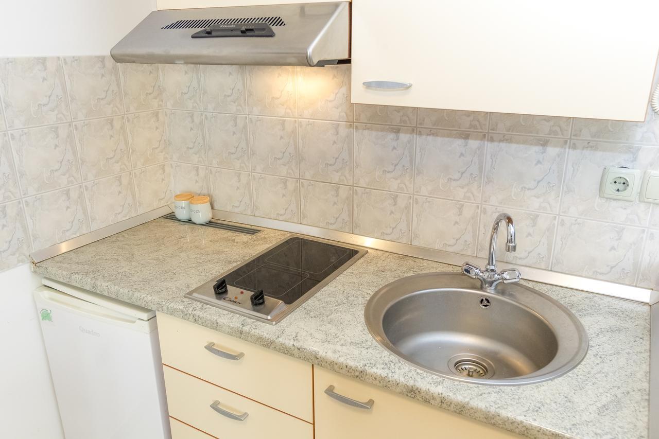 Apartments In City Center Ventus Новаля Екстериор снимка
