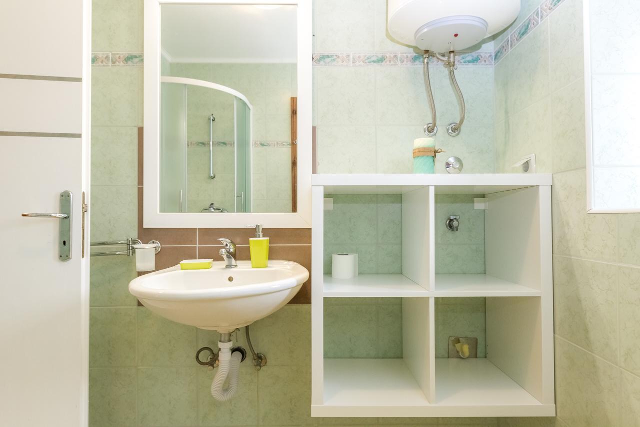 Apartments In City Center Ventus Новаля Екстериор снимка